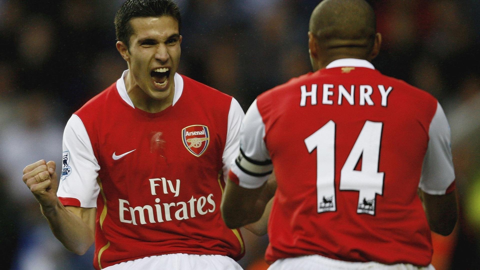 米兰体育官网-19岁荷兰新带刀后卫荷甲横空出世5大欧洲豪门疯抢，荷兰足球后卫